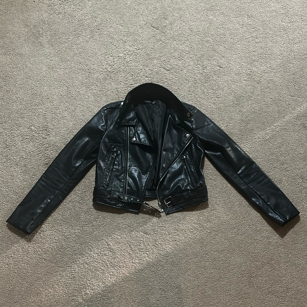 Lioness leather jacket!